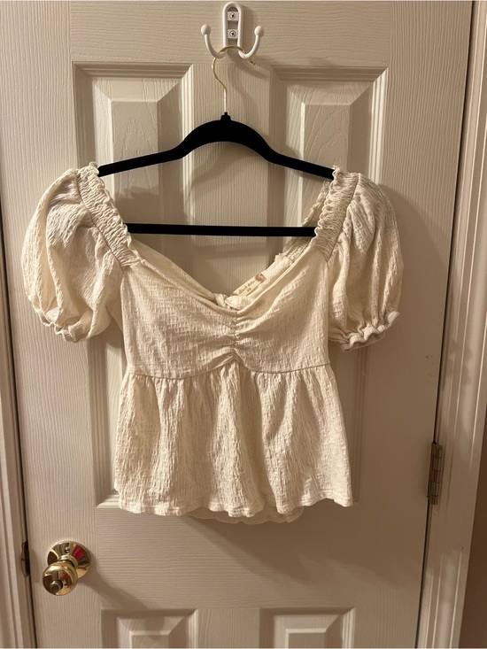 Altar'd State Tops - Altar'd State Cream Puff-Sleeve Blouse